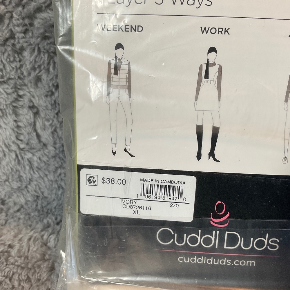 NWT Cuddl duds Ivory Turtleneck long sleeve top in size Women’s XL Gift Layering